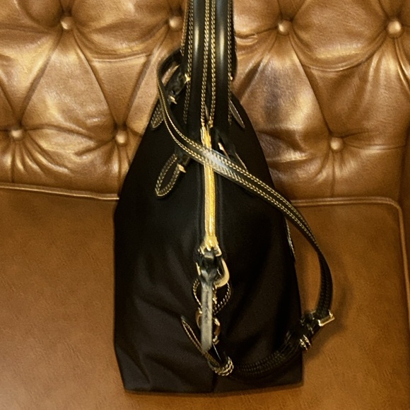 🛍️FLASH SALE 🛍️Gorgeous Dooney & Bourke Satchel - Picture 6 of 14